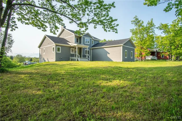$689,900 | 27787 County Route 179, Chaumont, NY 13622