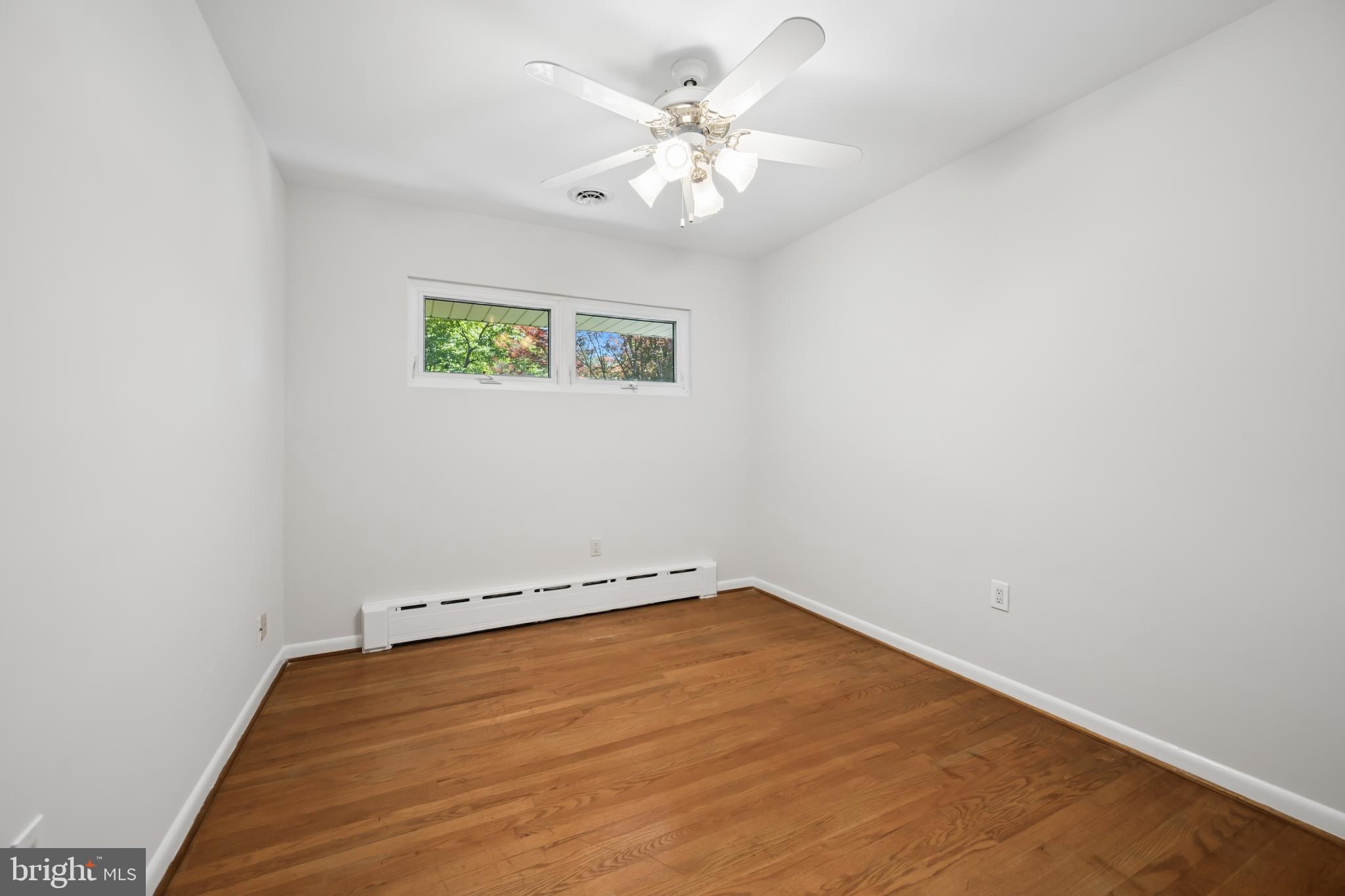 9710 Hillsmere Road Ellicott City, MD 21042 - Photo 24 of 46 Bedroom #3