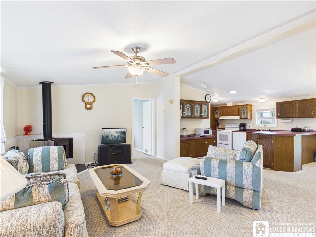 9546 Reagan Road French Creek, NY 14724 - Photo 3 of 31 Living room