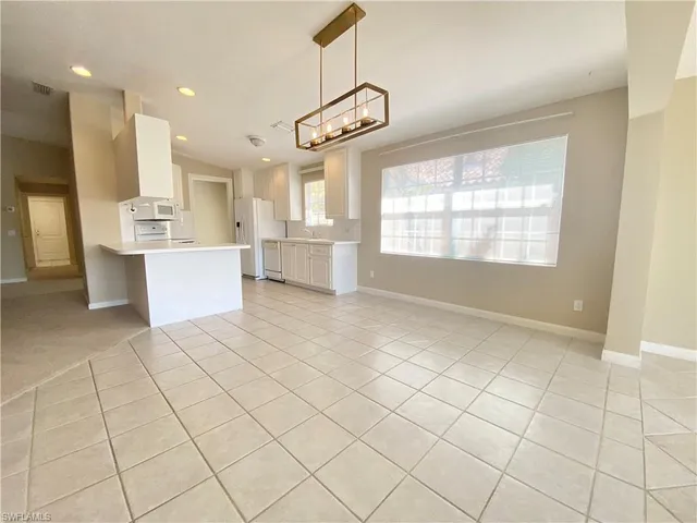 $499,900 | 4171 Los Altos Court, Naples, FL 34109