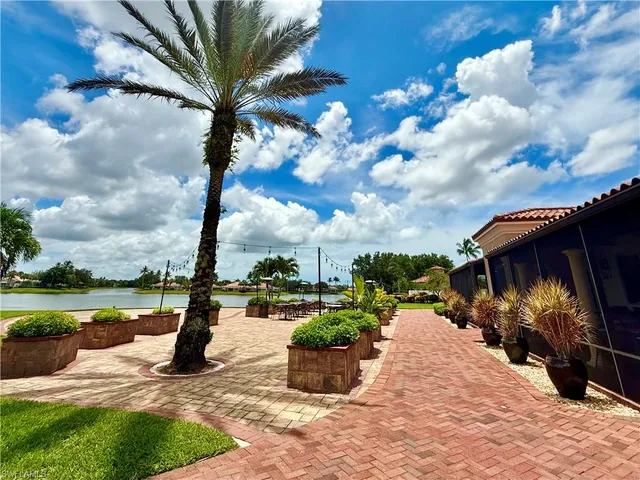 $499,900 | 4171 Los Altos Court, Naples, FL 34109