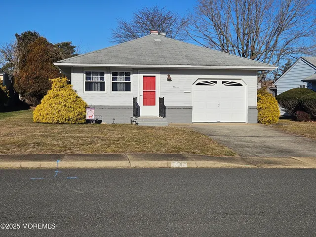 $286,500 | 11 Margarita Street, Toms River, NJ 08757