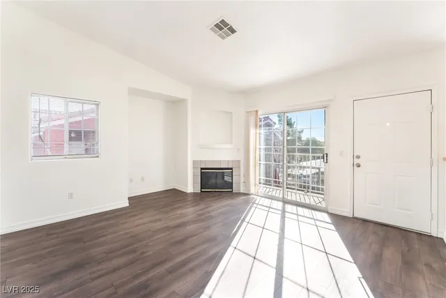 $1,599 | 4730 East Craig Road, Unit 2061, Las Vegas, NV 89115