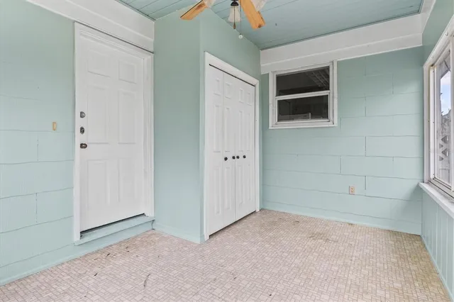 $435,900 | 2720 4th Avenue West, Bradenton, FL 34205