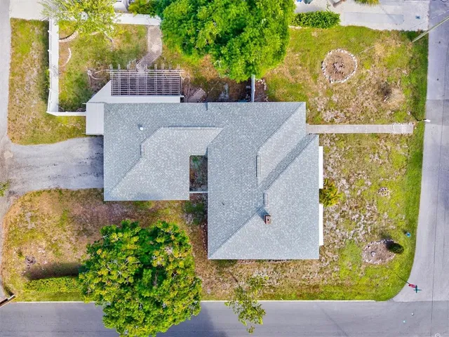 $435,900 | 2720 4th Avenue West, Bradenton, FL 34205