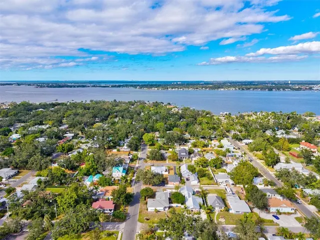 $435,900 | 2720 4th Avenue West, Bradenton, FL 34205