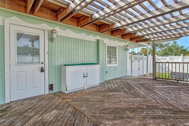 $435,900 | 2720 4th Avenue West, Bradenton, FL 34205