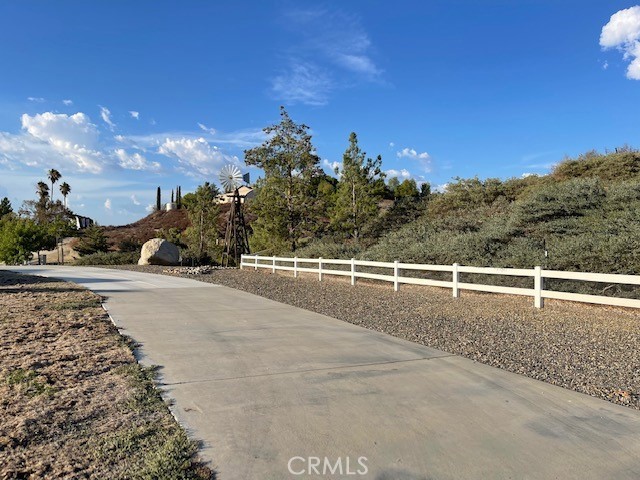 38975 Loftus Lane Temecula, CA 92592 - Photo 31 of 32 a view of a outdoor space
