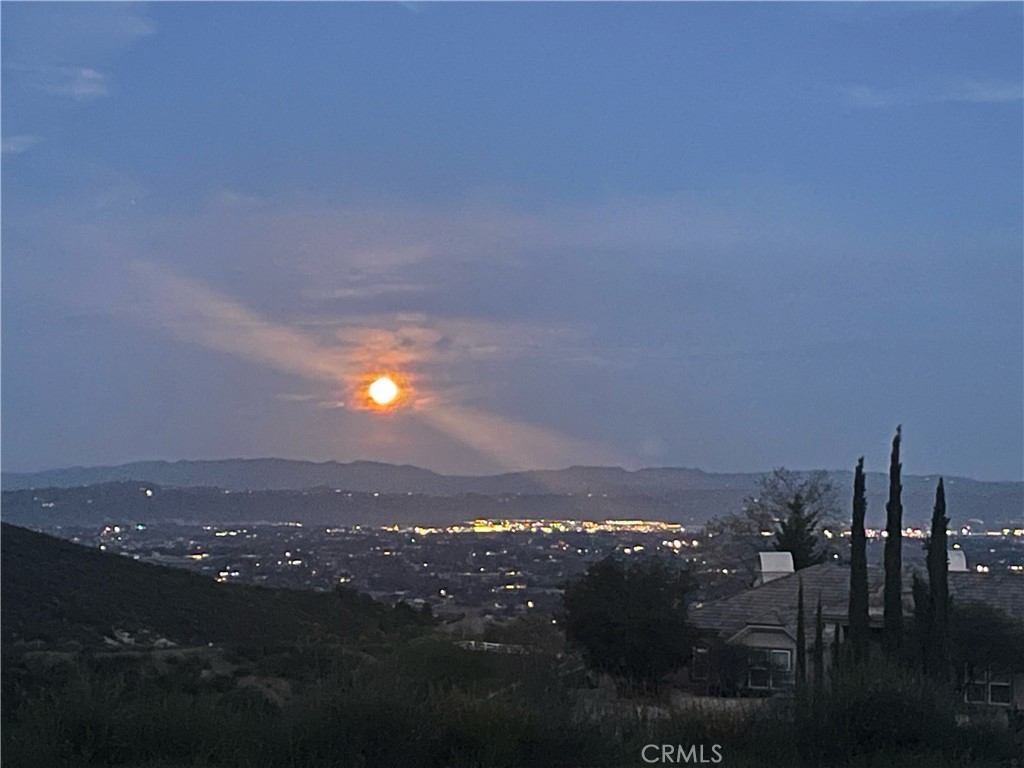 38975 Loftus Lane Temecula, CA 92592 - Photo 6 of 32 a view of city and mountain