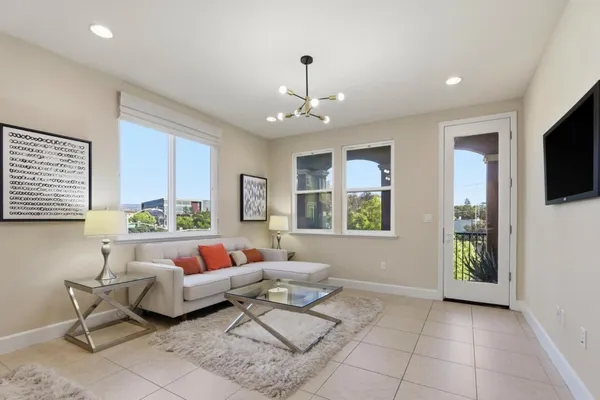 $1,099,999 | 272 Currlin Circle, Milpitas, CA 95035