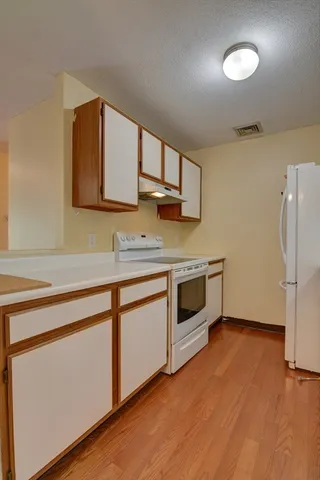 $2,650 | 15 Bower Road, Unit A11, Quincy, MA 02169