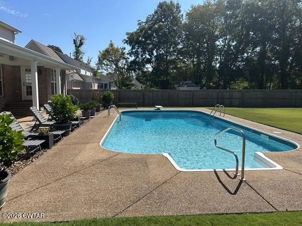 $442,900 | 42 Wilmington Cove, Jackson, TN 38305
