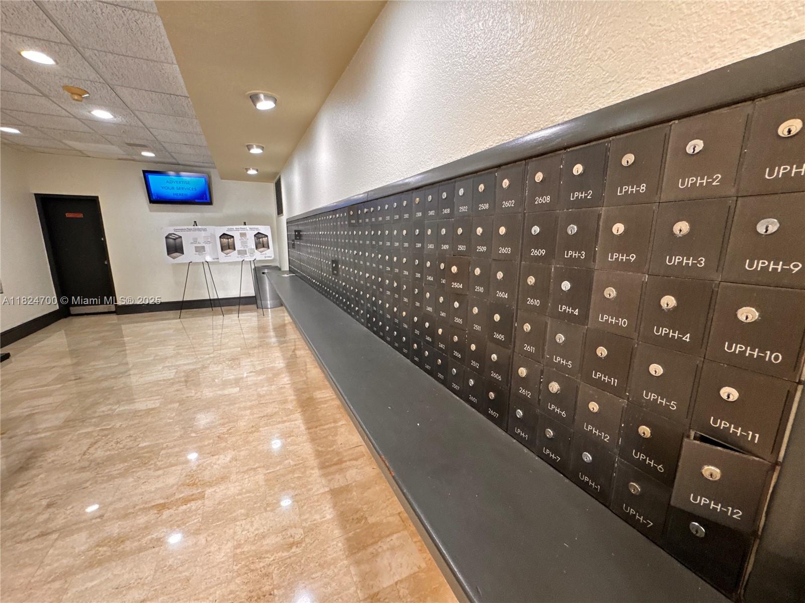 2750 Northeast 183rd Street, Unit 2103 Aventura, FL 33160 - Photo 14 of 30 a view of a large room