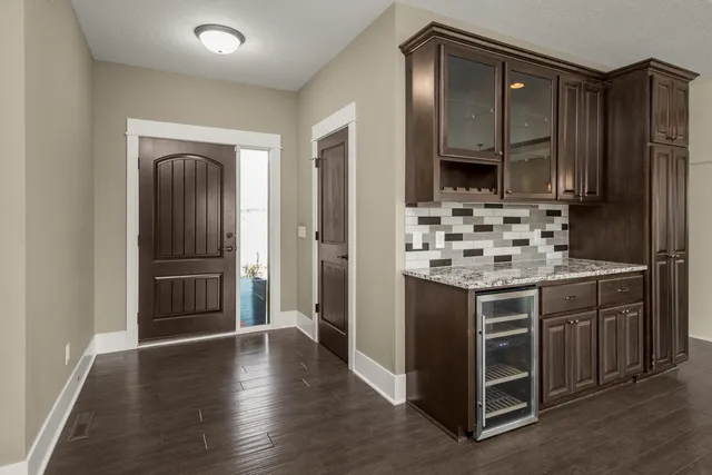 $565,000 | 1031 Homestead Drive, Jordan, MN 55352