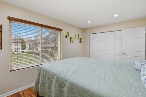 $495,000 | 774 Yosemite Trail, Roselle, IL 60172