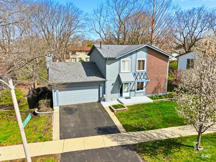 $495,000 | 774 Yosemite Trail, Roselle, IL 60172