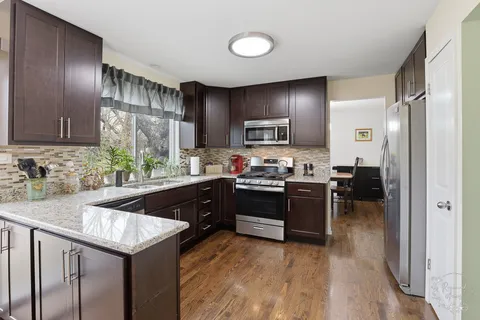 $495,000 | 774 Yosemite Trail, Roselle, IL 60172