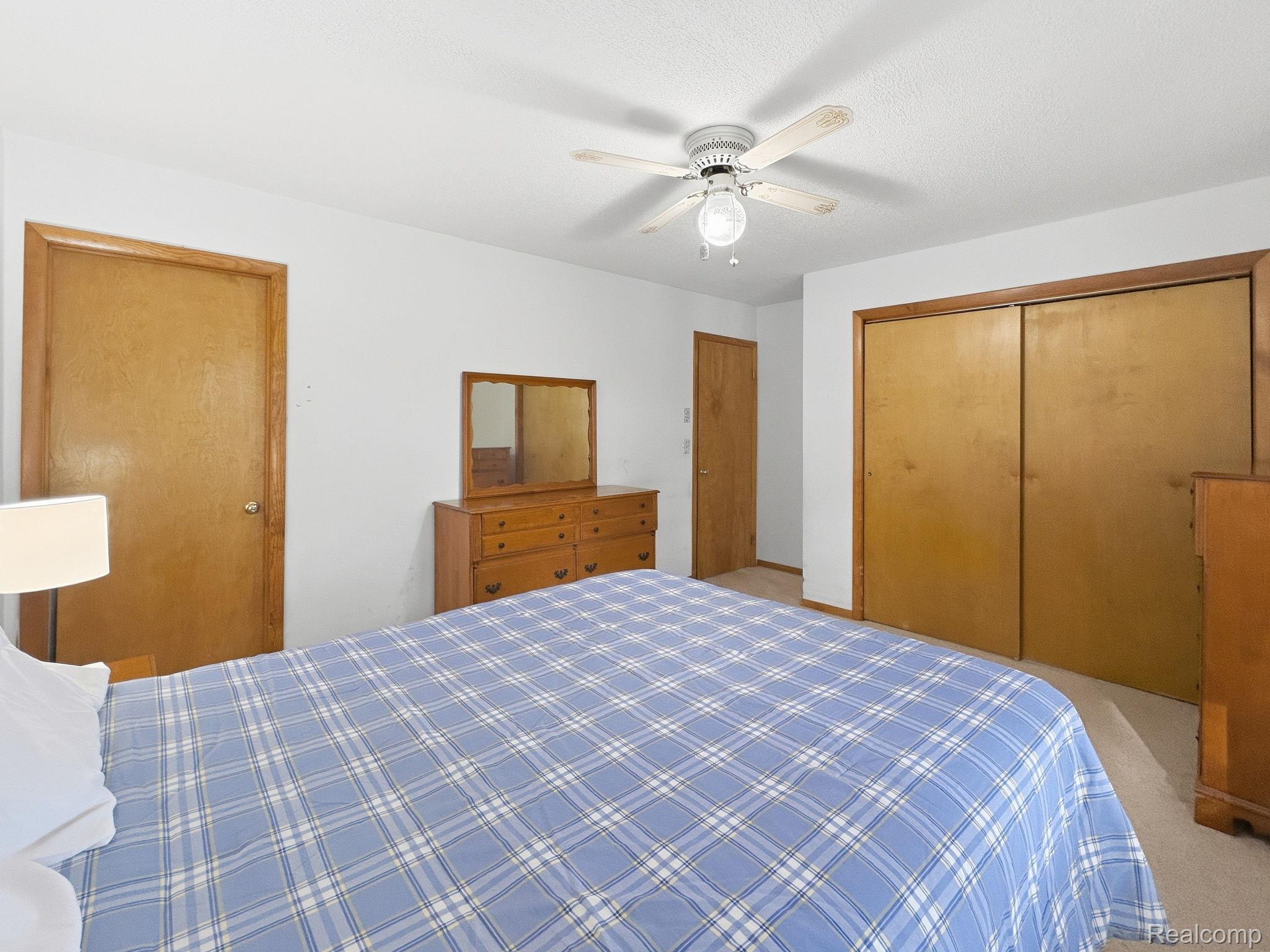 2259 Kassuba Road Gaylord, MI 49735 - Photo 19 of 46 Ceiling fan with integrated lighting