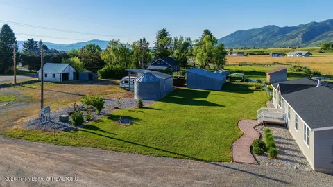 $749,000 | 2779 County Road 122, Thayne, WY 83127
