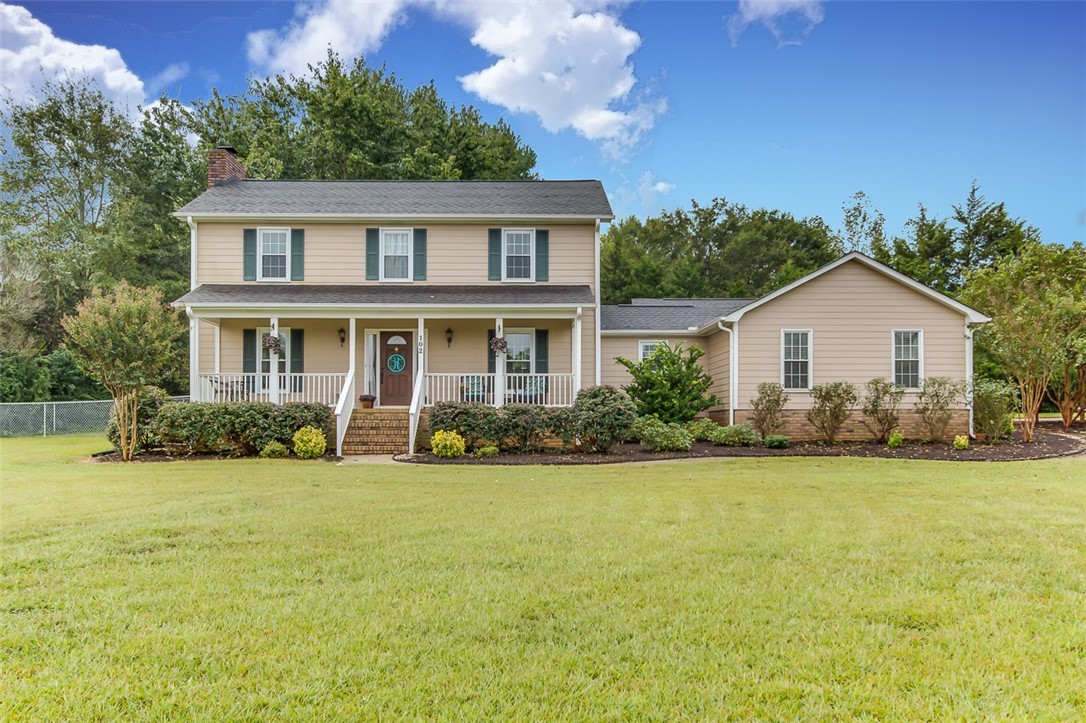 102 Devon Way Anderson, SC 29621 - Photo 1 of 36