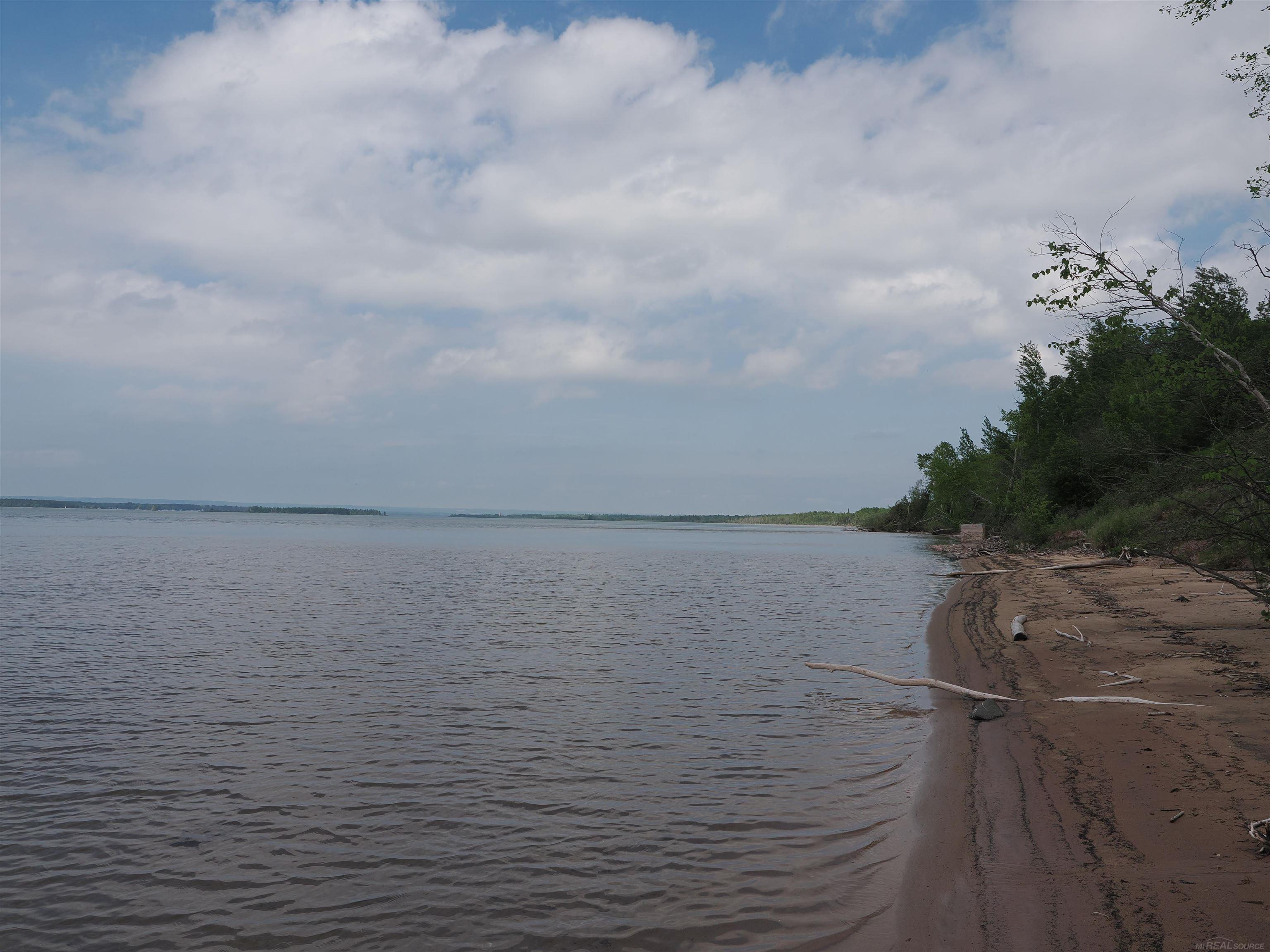 5 West 5 Mile Road Sault Ste. Marie, MI 49783 - Photo 9 of 30