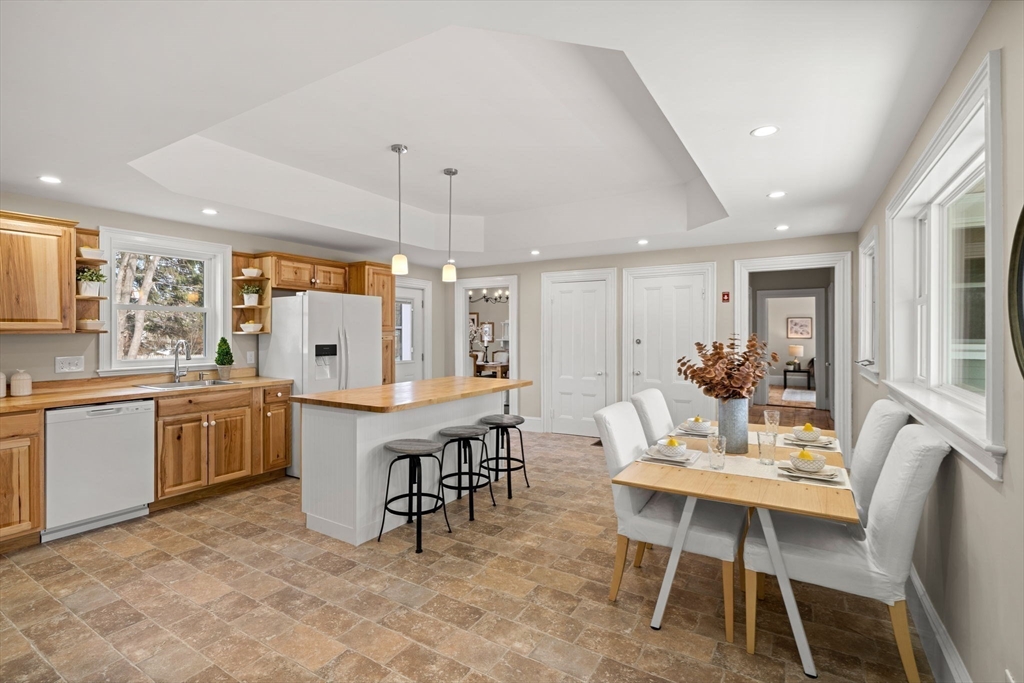 37 School Street Merrimac, MA 01860 - Photo 11 of 42