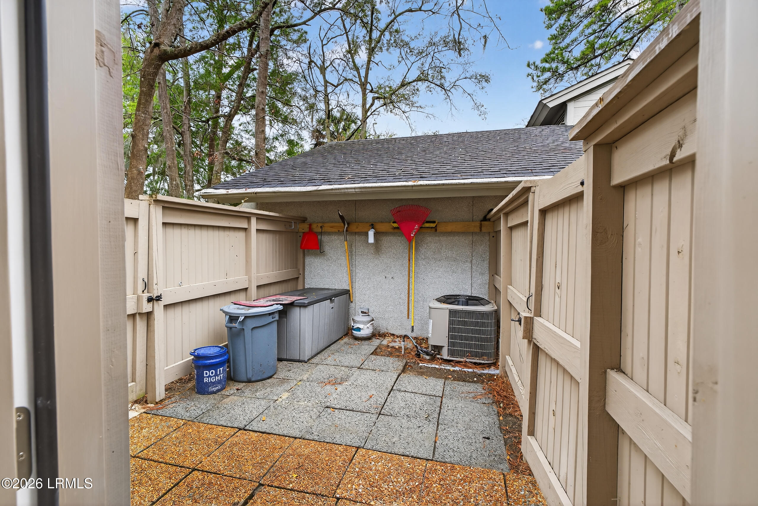 47 Stable Gate Road Hilton Head Island, SC 29926 - Photo 22 of 23 OBM02472