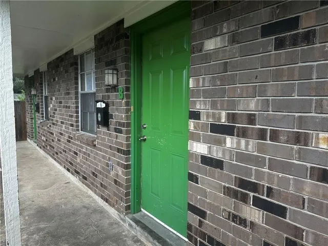 $1,400 | 588 Oak Avenue, Unit B, Harahan, LA 70123