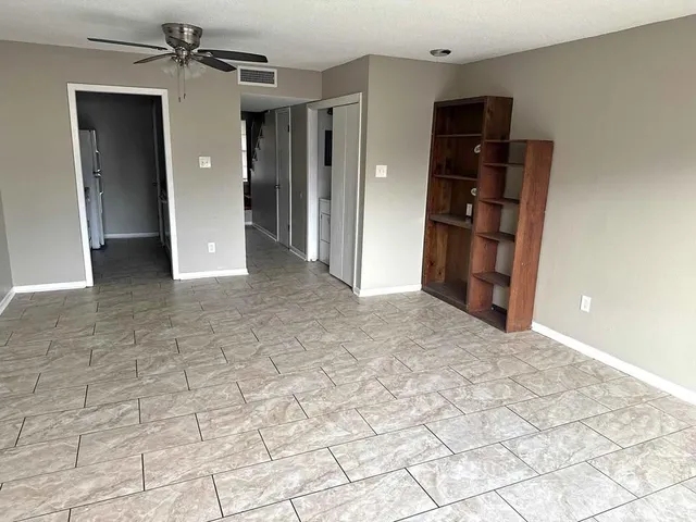 $1,400 | 588 Oak Avenue, Unit B, Harahan, LA 70123