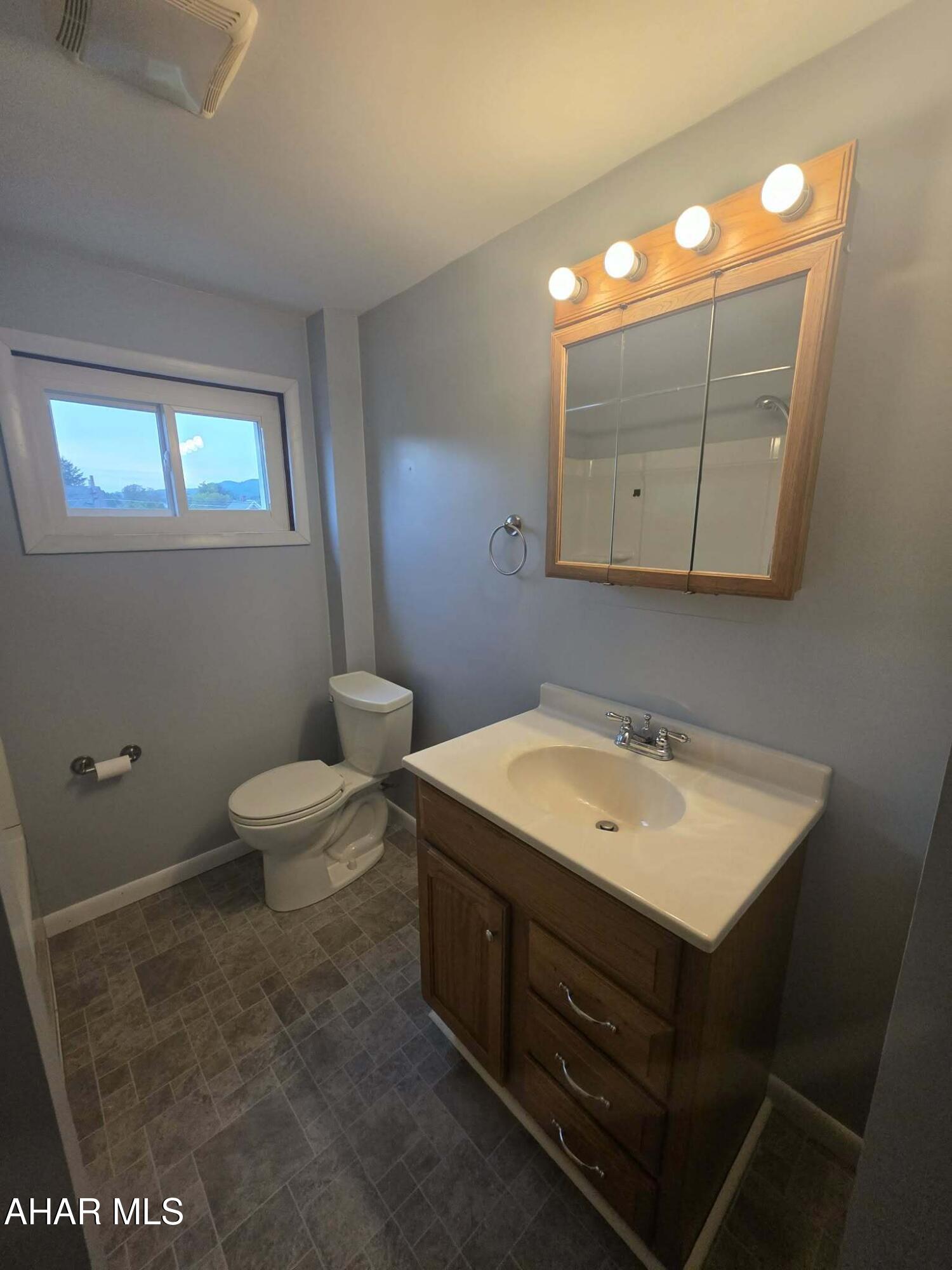 410 Poplar Street Roaring Spring, PA 16673 - Photo 19 of 34 Gallery Image 19