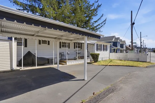 $125,000 | 1346 Newport Avenue, Unit C11, Attleboro, MA 02703