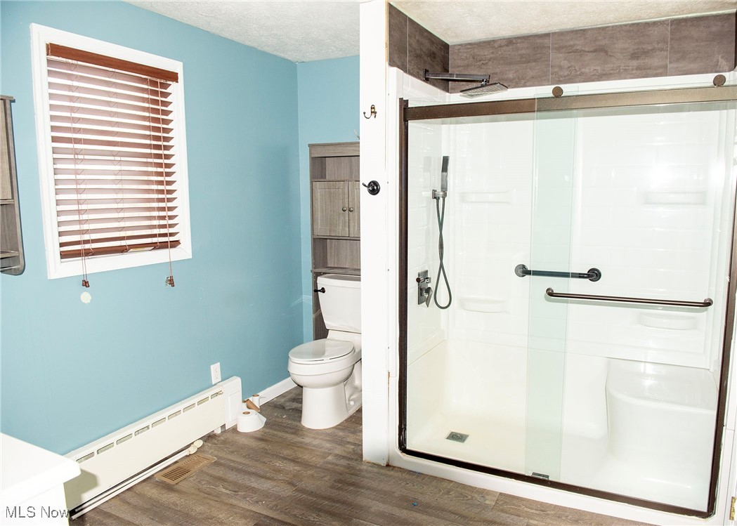 1549 Ridge Road Northeast New Philadelphia, OH 44663 - Photo 27 of 46 Full bath area on main floor