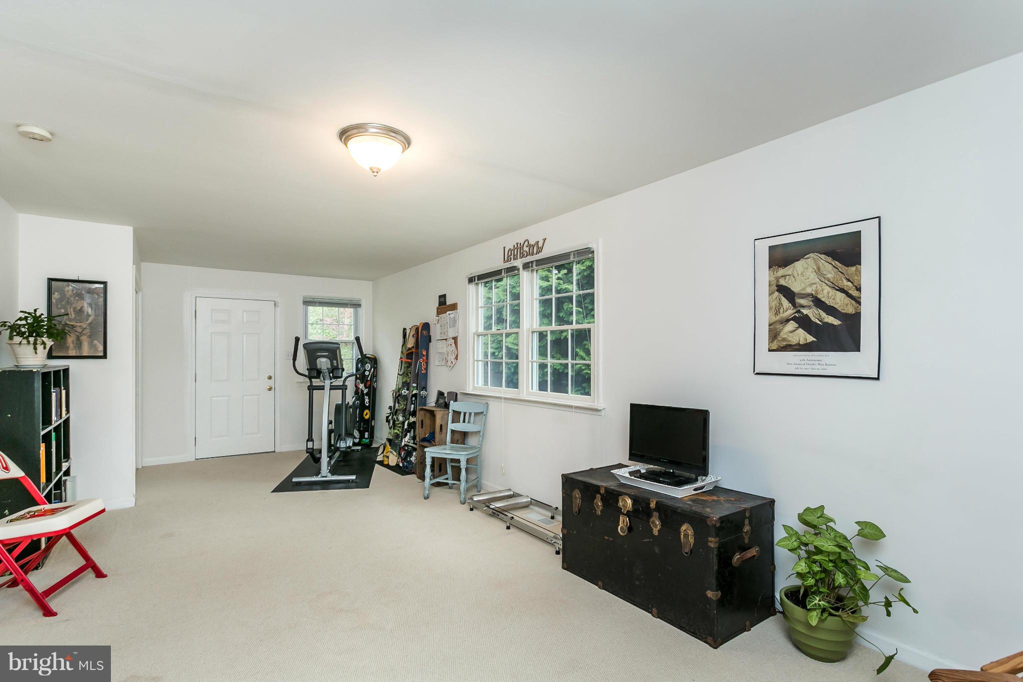 1109 Valewood Road Baltimore, MD 21286 - Photo 21 of 30 OfficeDenFamily Room