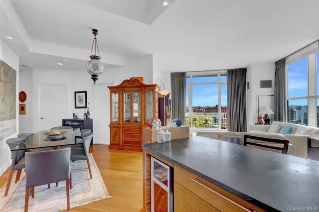 $4,500 | 11-24 31st Avenue, Unit 10E | Astoria