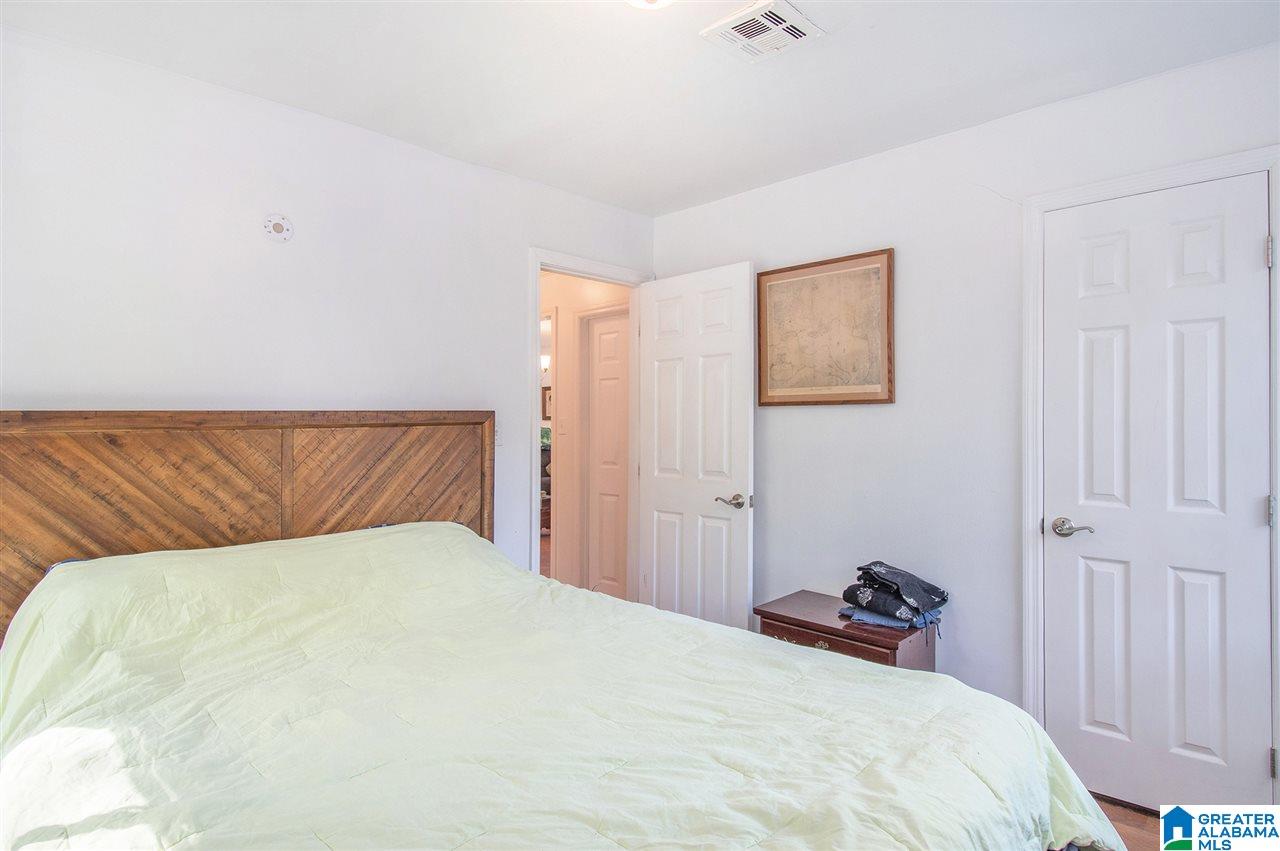 533 Midway Street Birmingham, AL 35228 - Photo 12 of 19