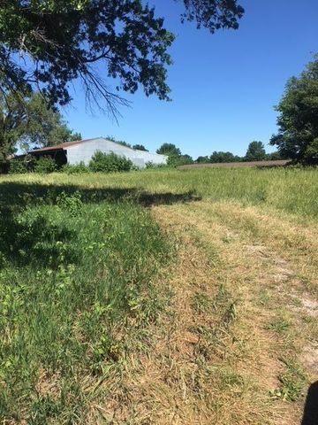 $1,476,000 | 183-rd 183-rd 56th Highway, Gardner, KS 66030