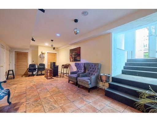 233 Judge Road Lynn, MA 01904 - Photo 32 of 42 Gallery Image 32