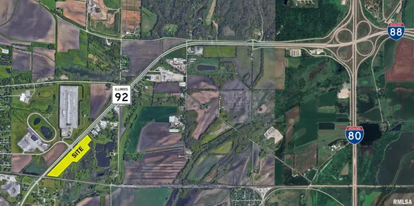 $320,100 | 92 Illinois Highway, East Moline, IL 61244