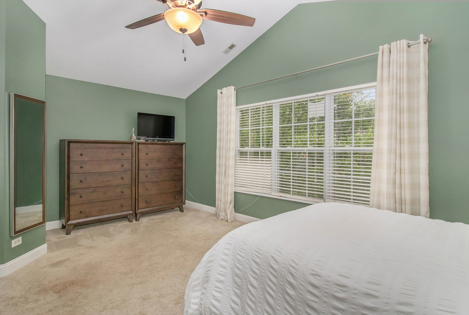 1928 West Cobblestone Road Romeoville, IL 60446 - Photo 12 of 24