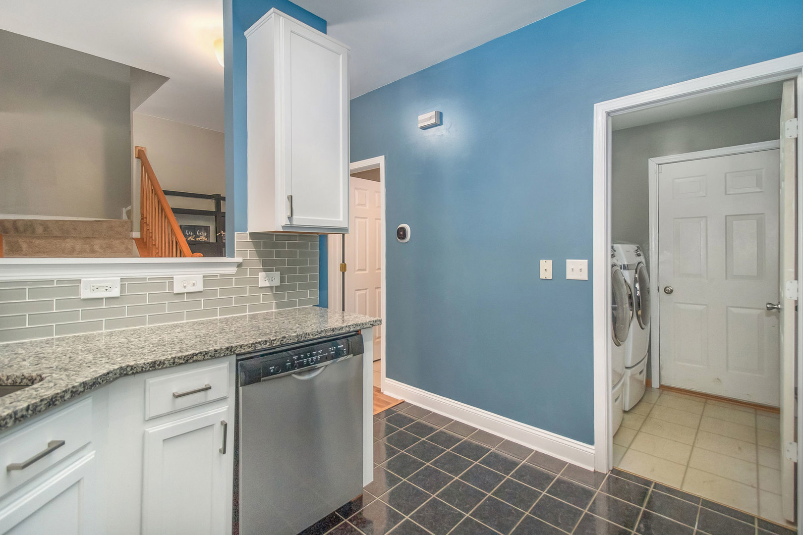 1928 West Cobblestone Road Romeoville, IL 60446 - Photo 9 of 24