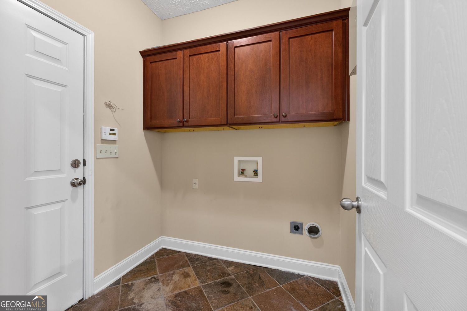 206 Jack Maddox Bridge Road Jackson, GA 30233 - Photo 28 of 38 a view of a kitchen with wooden floor