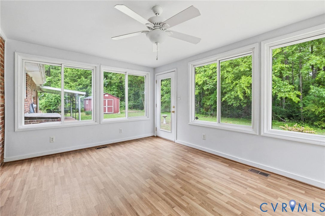 3810 Centralia Road Chester, VA 23831 - Photo 14 of 37