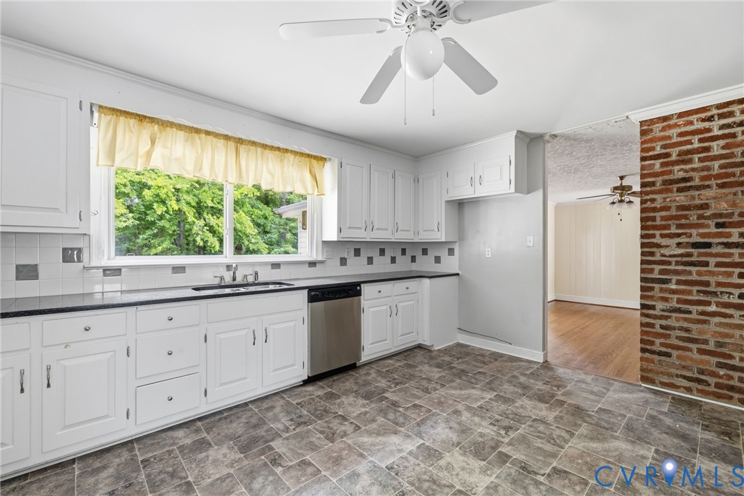 3810 Centralia Road Chester, VA 23831 - Photo 17 of 37