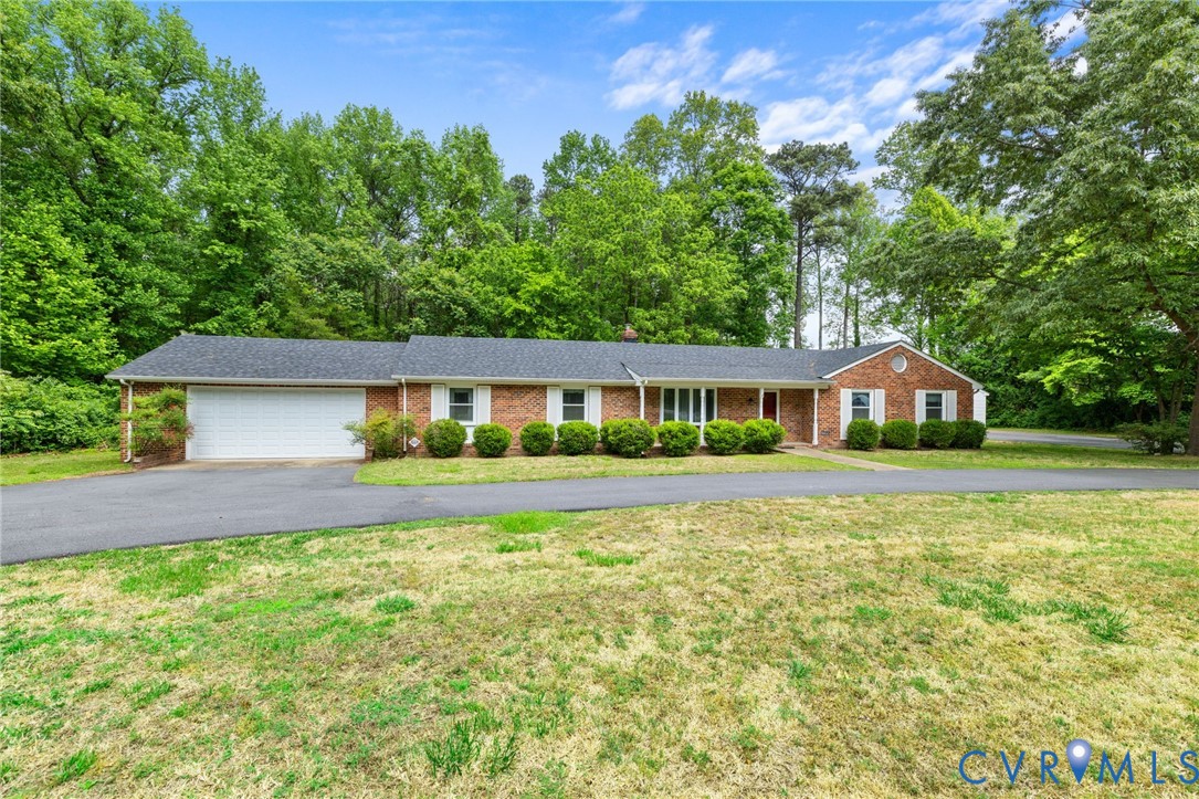 3810 Centralia Road Chester, VA 23831 - Photo 2 of 37