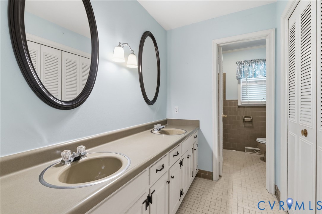 3810 Centralia Road Chester, VA 23831 - Photo 25 of 37