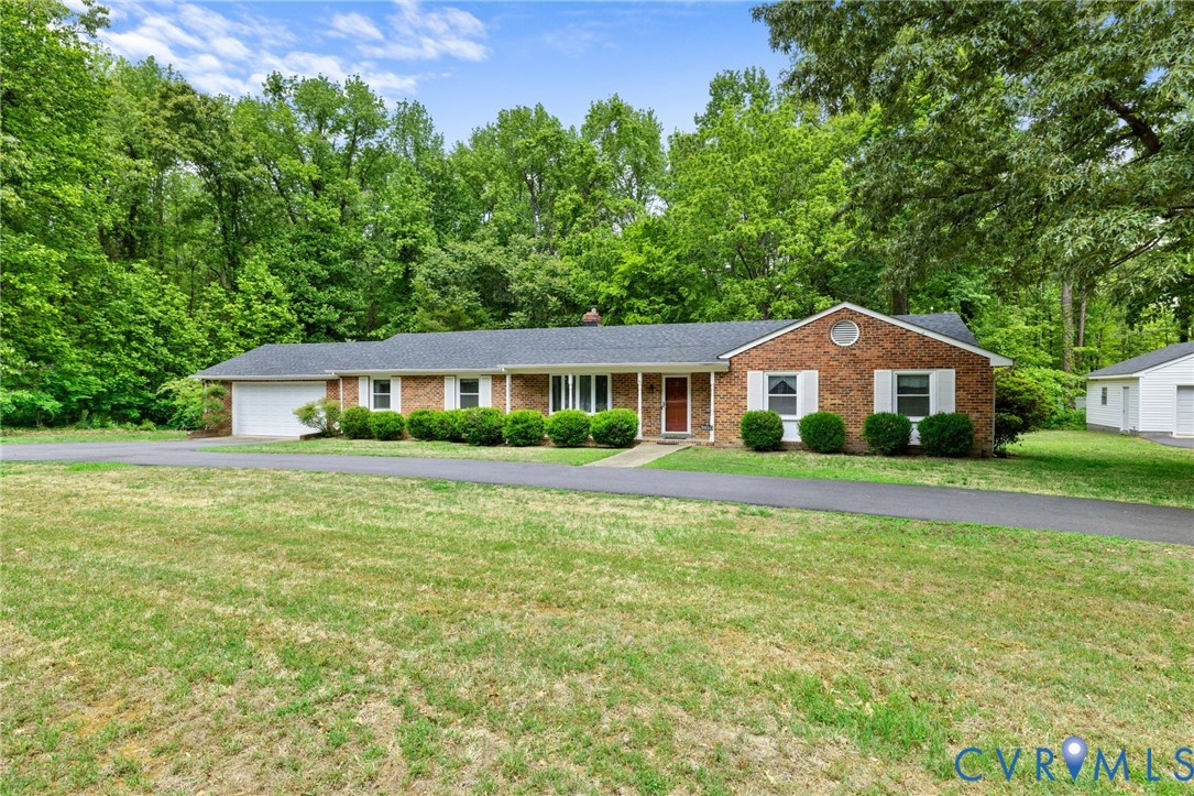 3810 Centralia Road Chester, VA 23831 - Photo 3 of 37