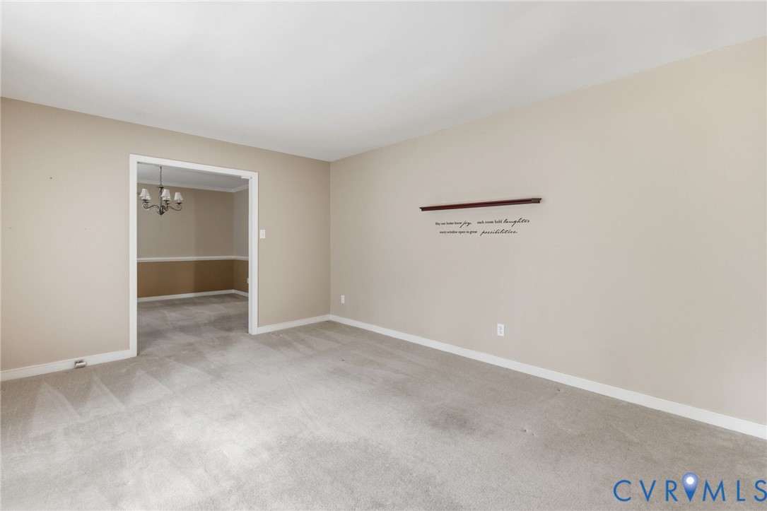3810 Centralia Road Chester, VA 23831 - Photo 7 of 37
