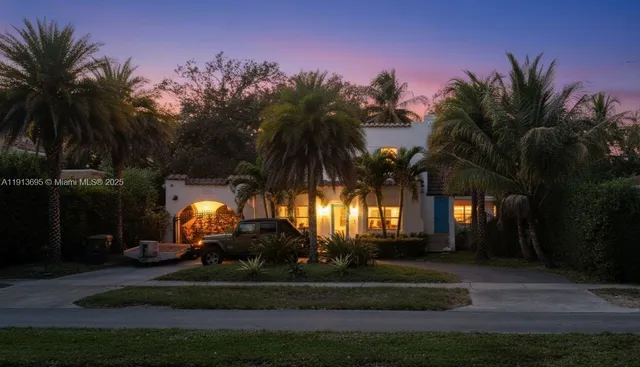 $925,000 | 12820 Northeast 4th Avenue, North Miami, FL 33161