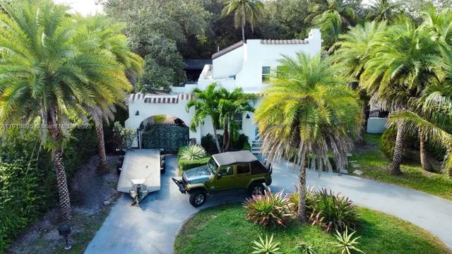 $925,000 | 12820 Northeast 4th Avenue, North Miami, FL 33161