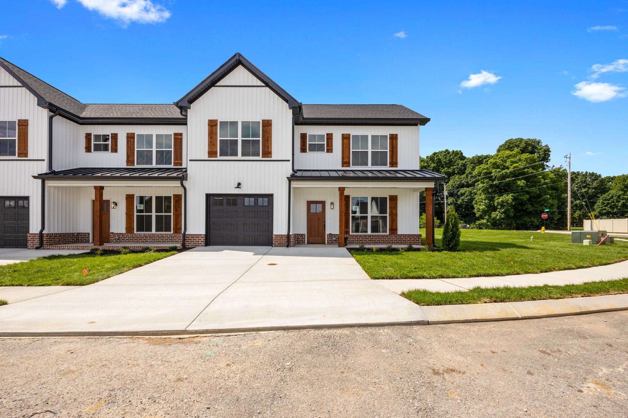 2005 Rylee Way Greenbrier, TN 37073 - Photo 1 of 27 Gallery Image 1